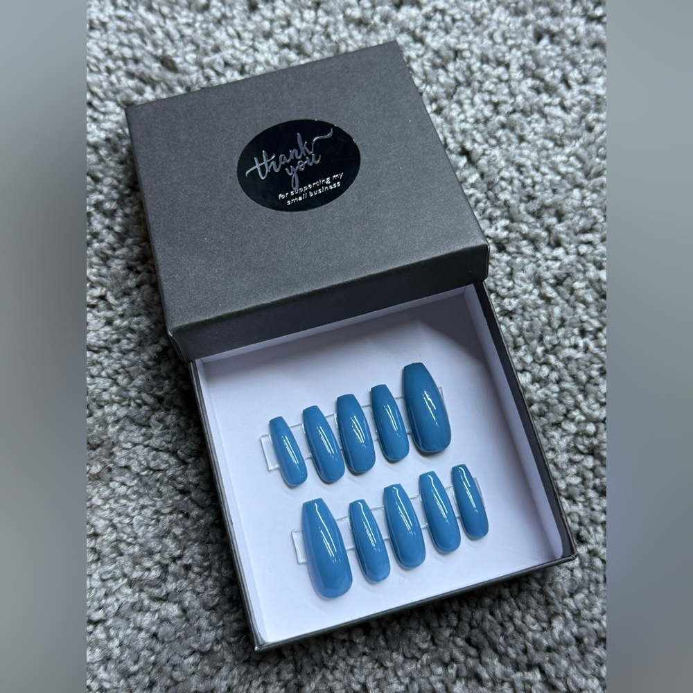 Blue Press On Nails